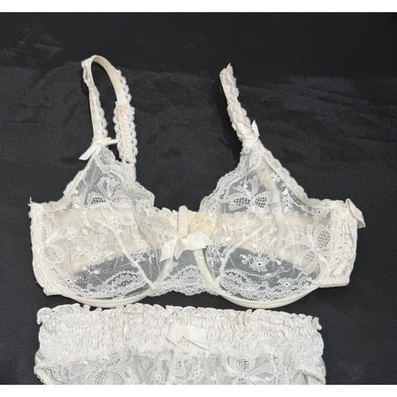 Vintage 90s Victoria's Secret Second Skin High Cut Brief Panties L Bra 36C White - Picture 3 of 15